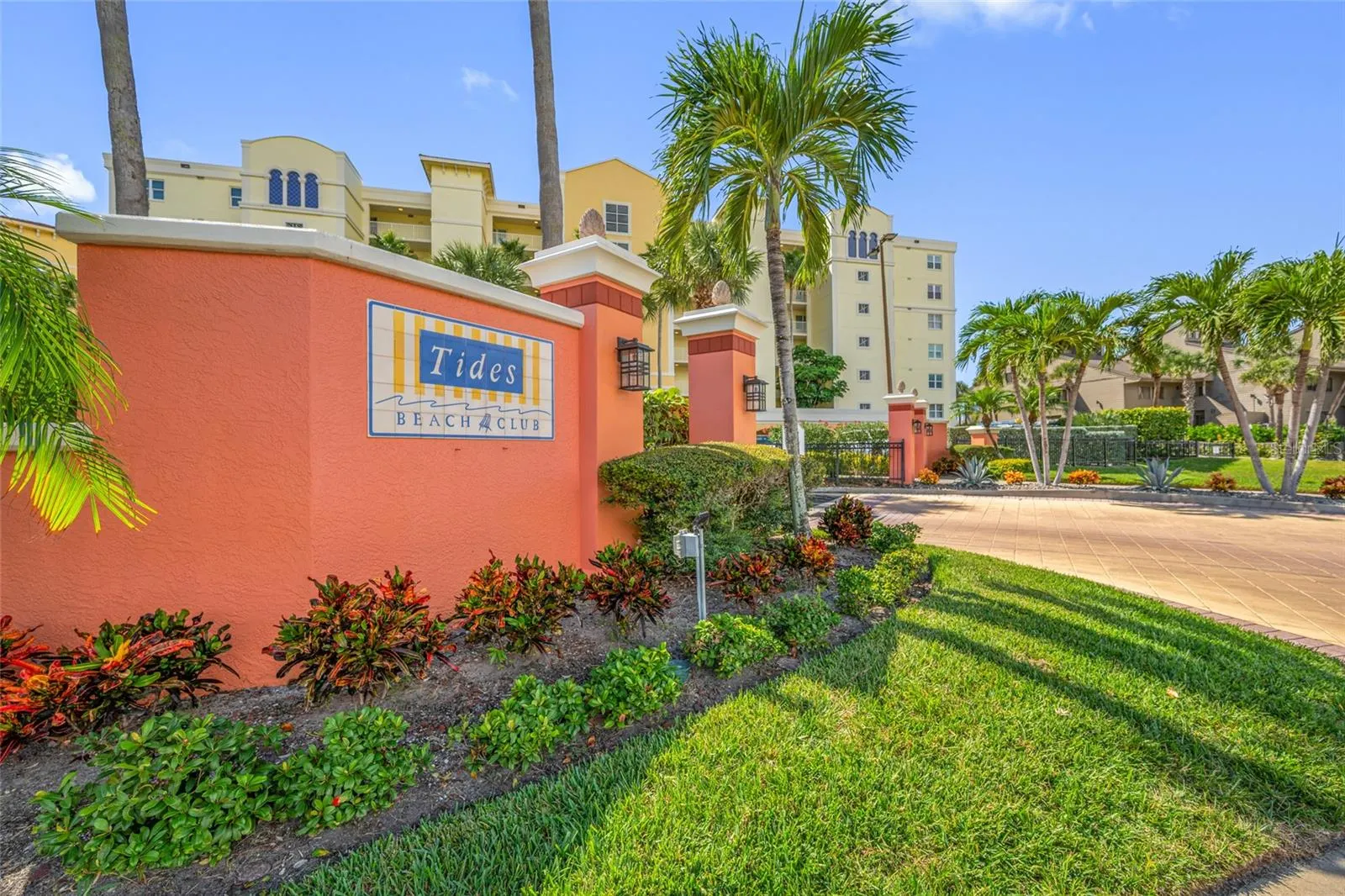 16700 GULF BLVD #524 #524