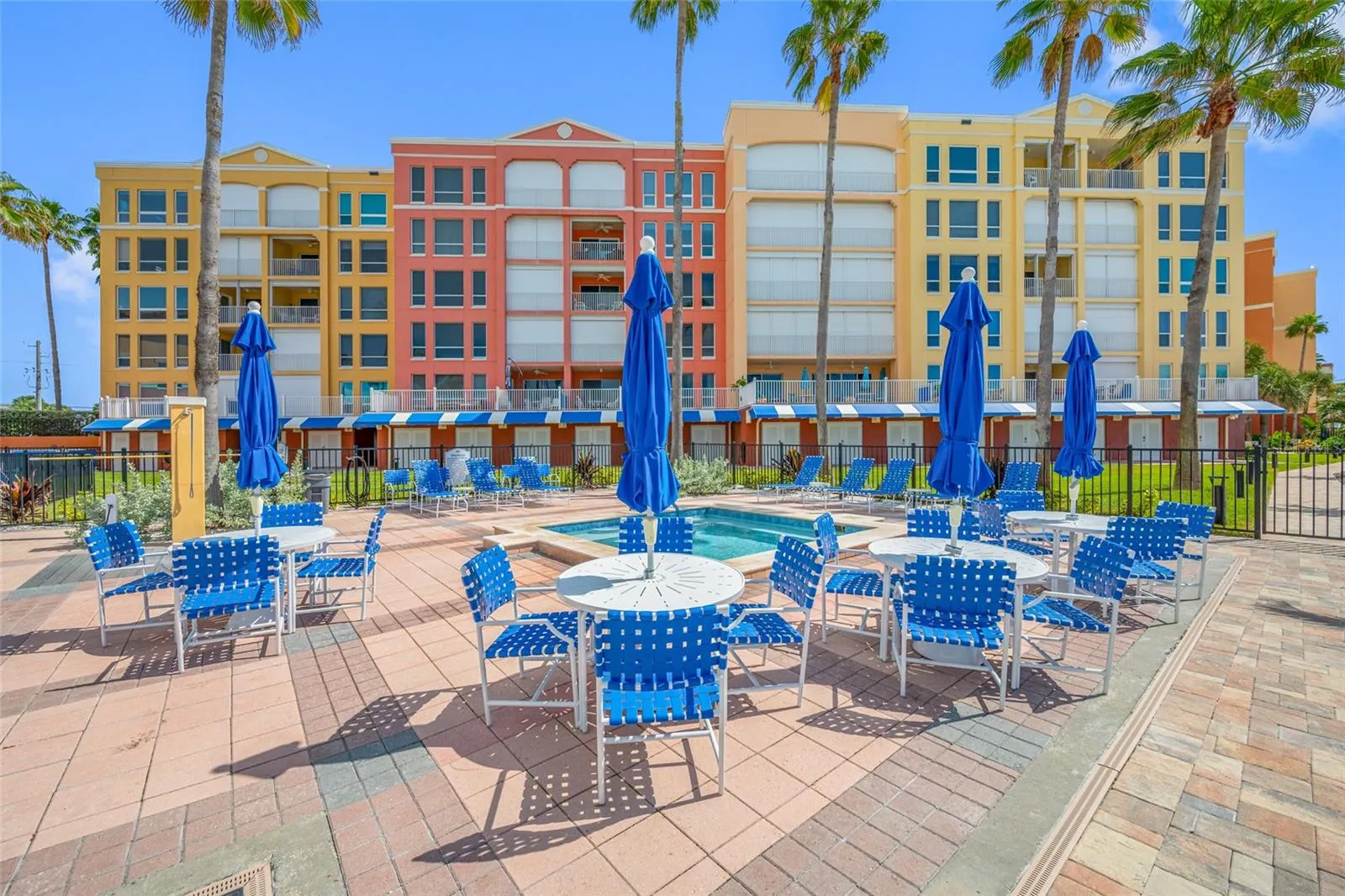 16700 GULF BLVD #524 #524