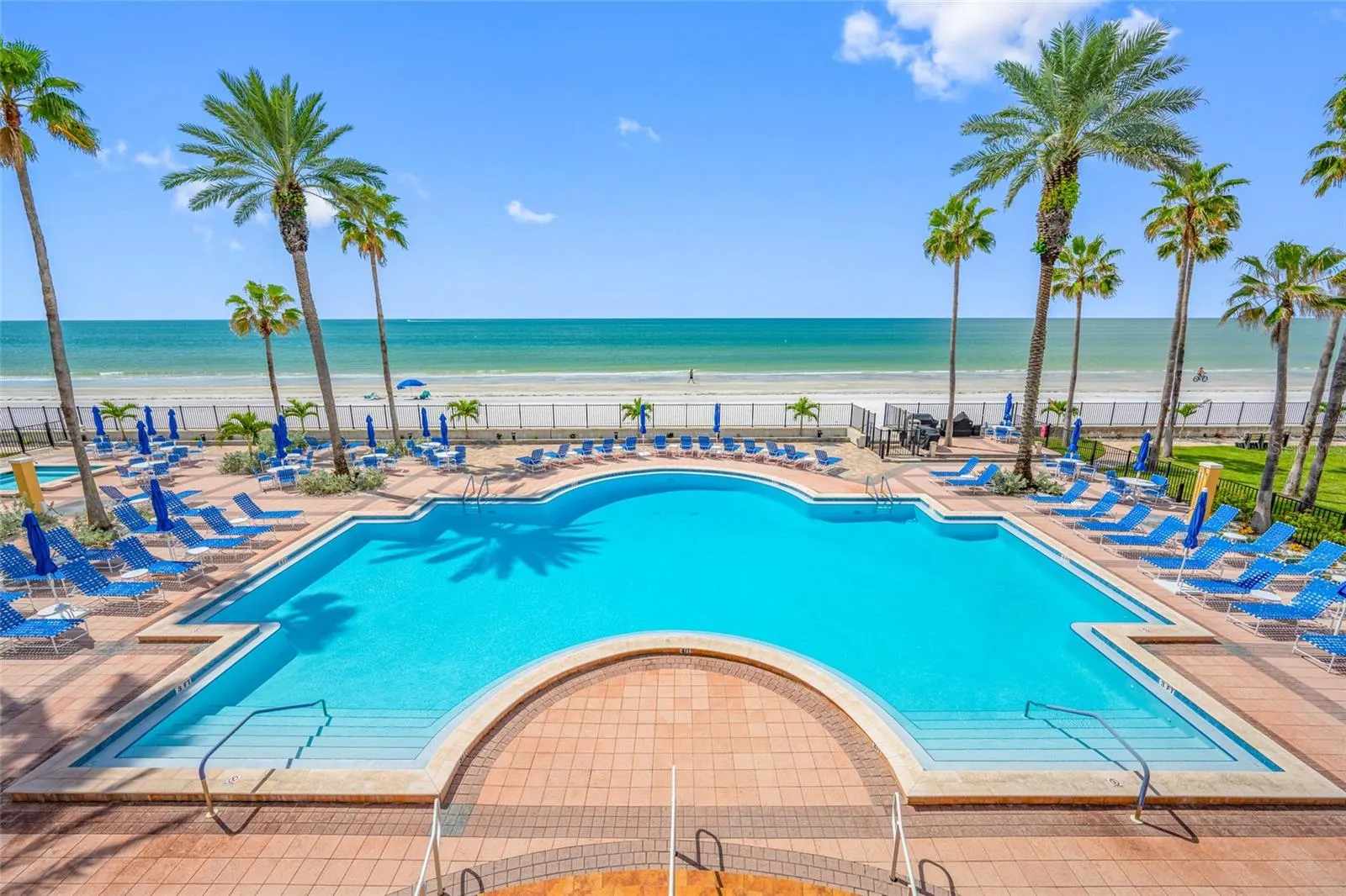 16700 GULF BLVD #524 #524