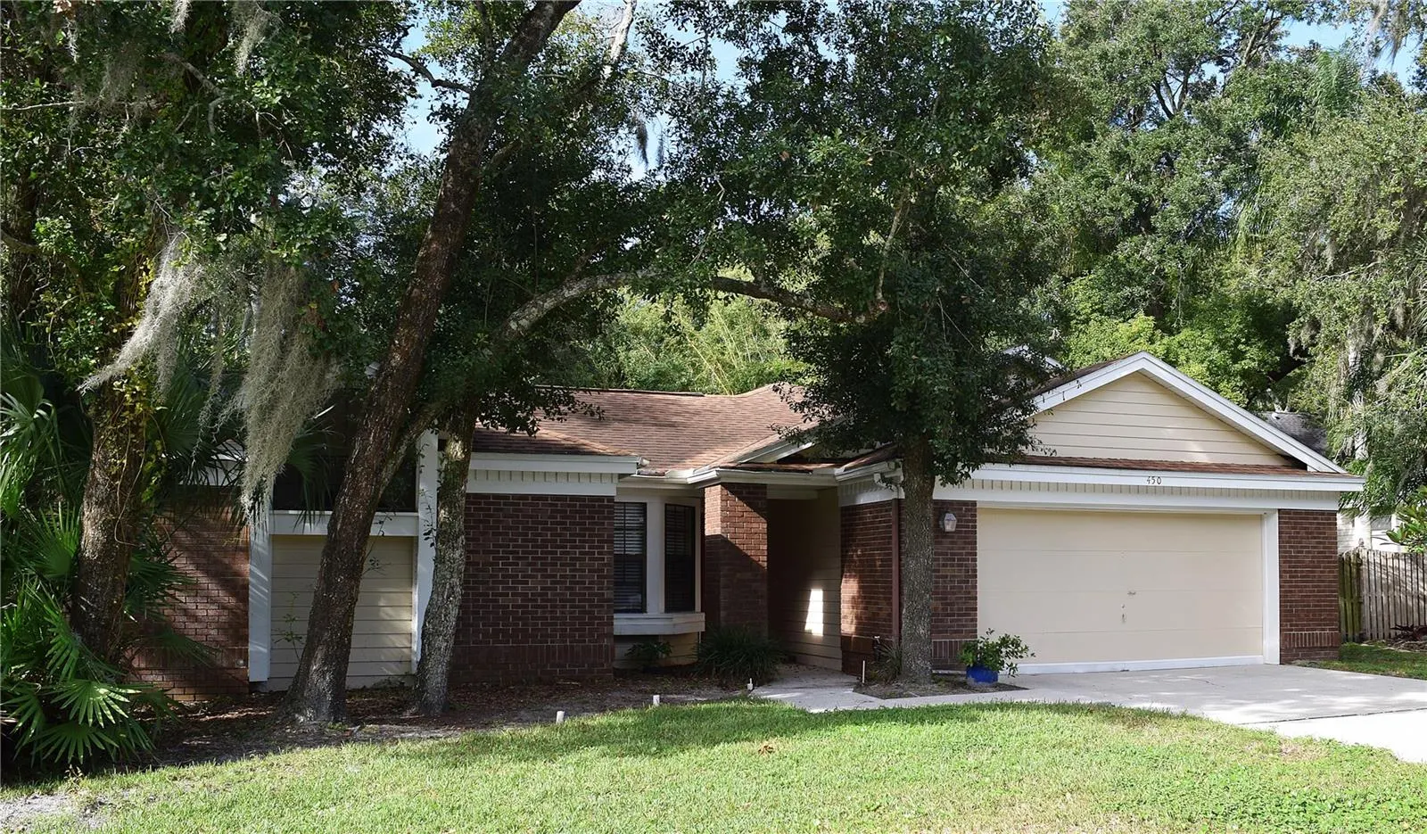 450 CASCADE LN