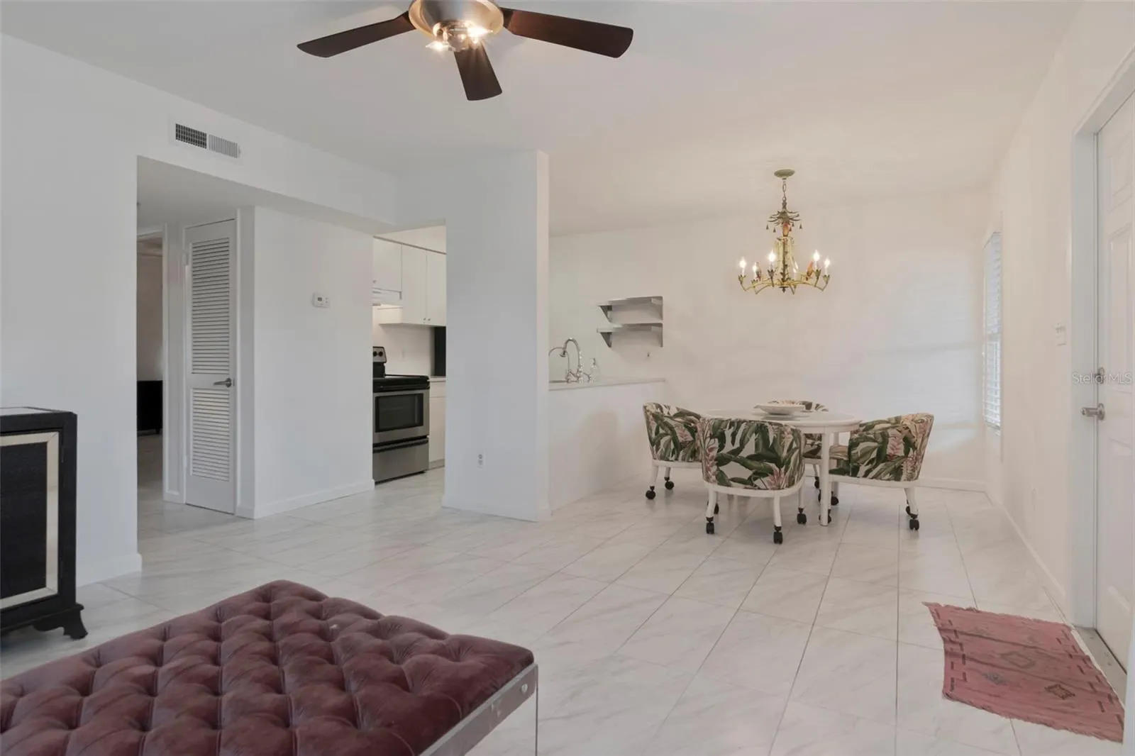 527 S LINCOLN AVE #A205 #A205