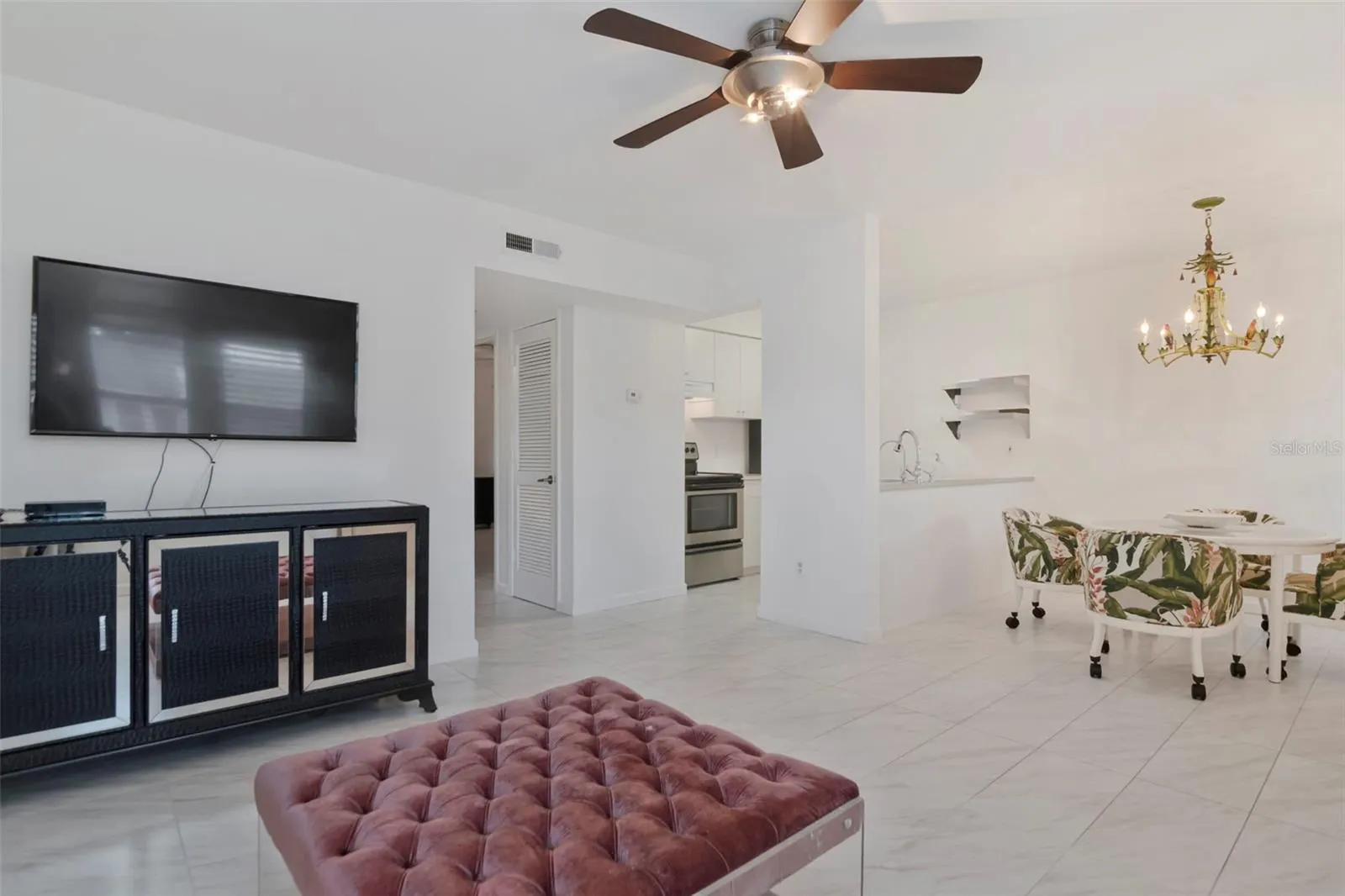 527 S LINCOLN AVE #A205 #A205