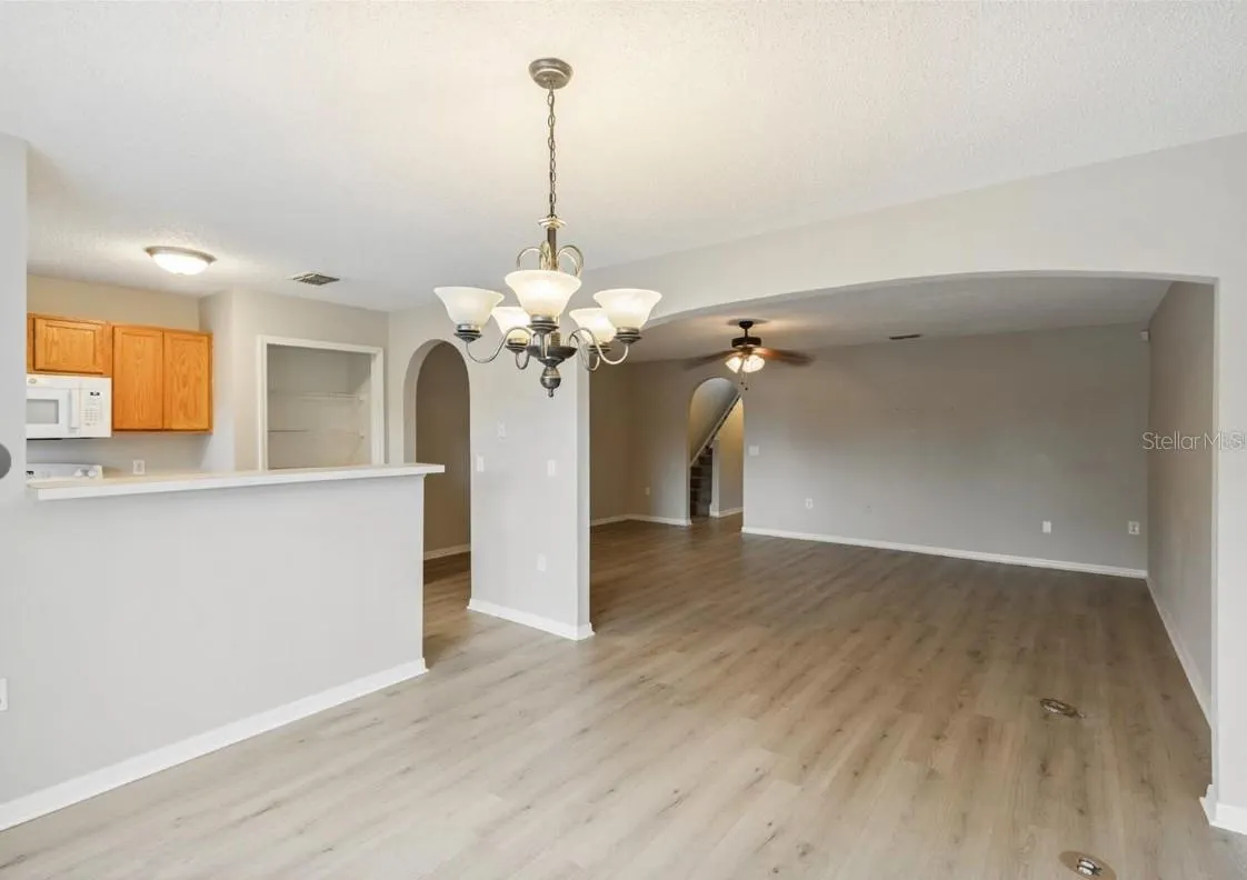 4617 ASHBURN SQUARE DR