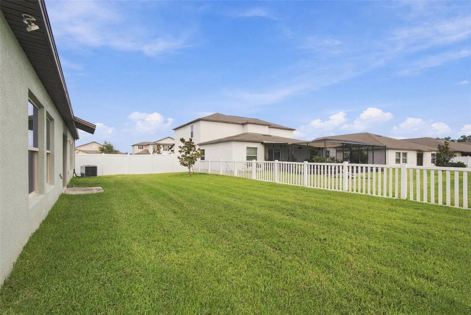13580 WILLOW BLUESTAR LOOP