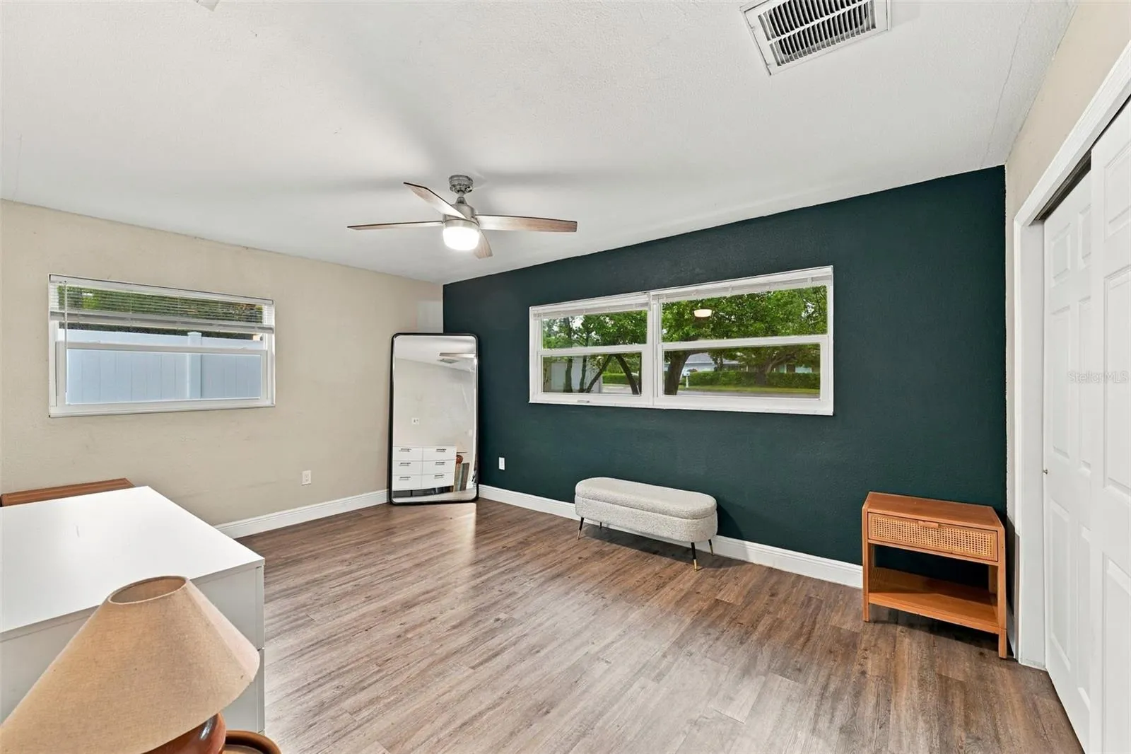 1406 S KEENE RD