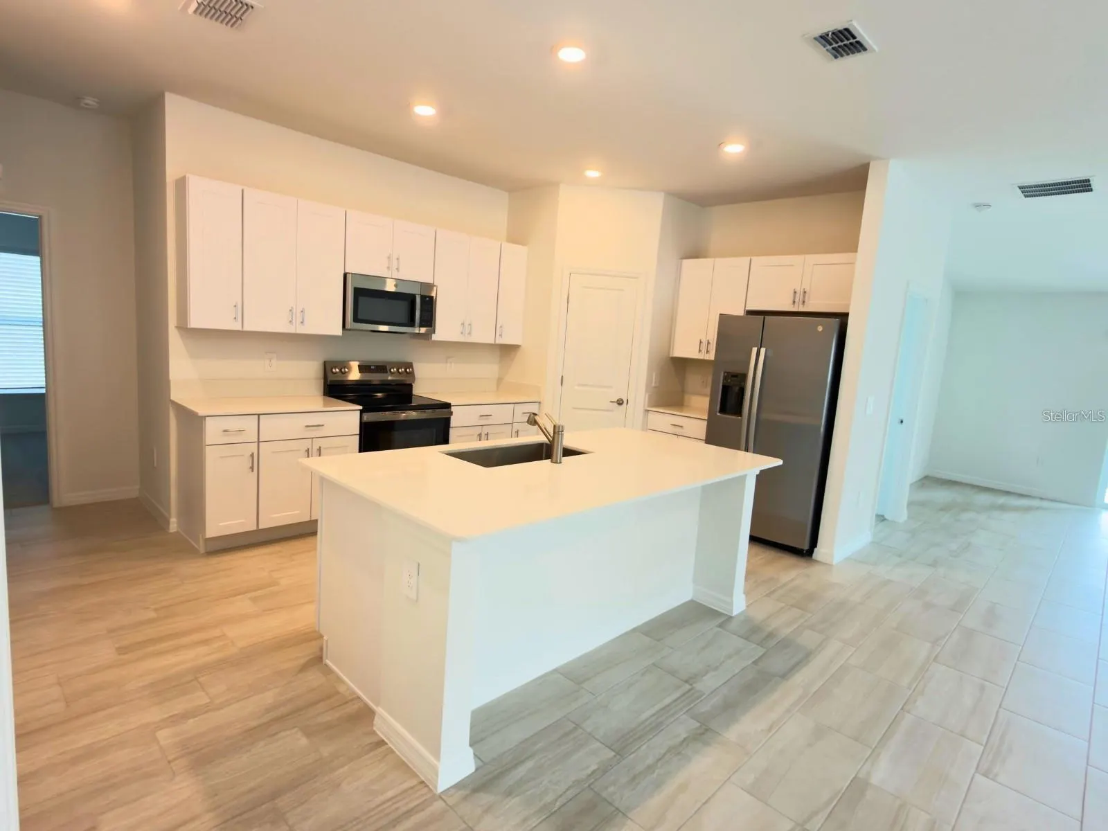 2318 ALLIUM ROSEUM LN