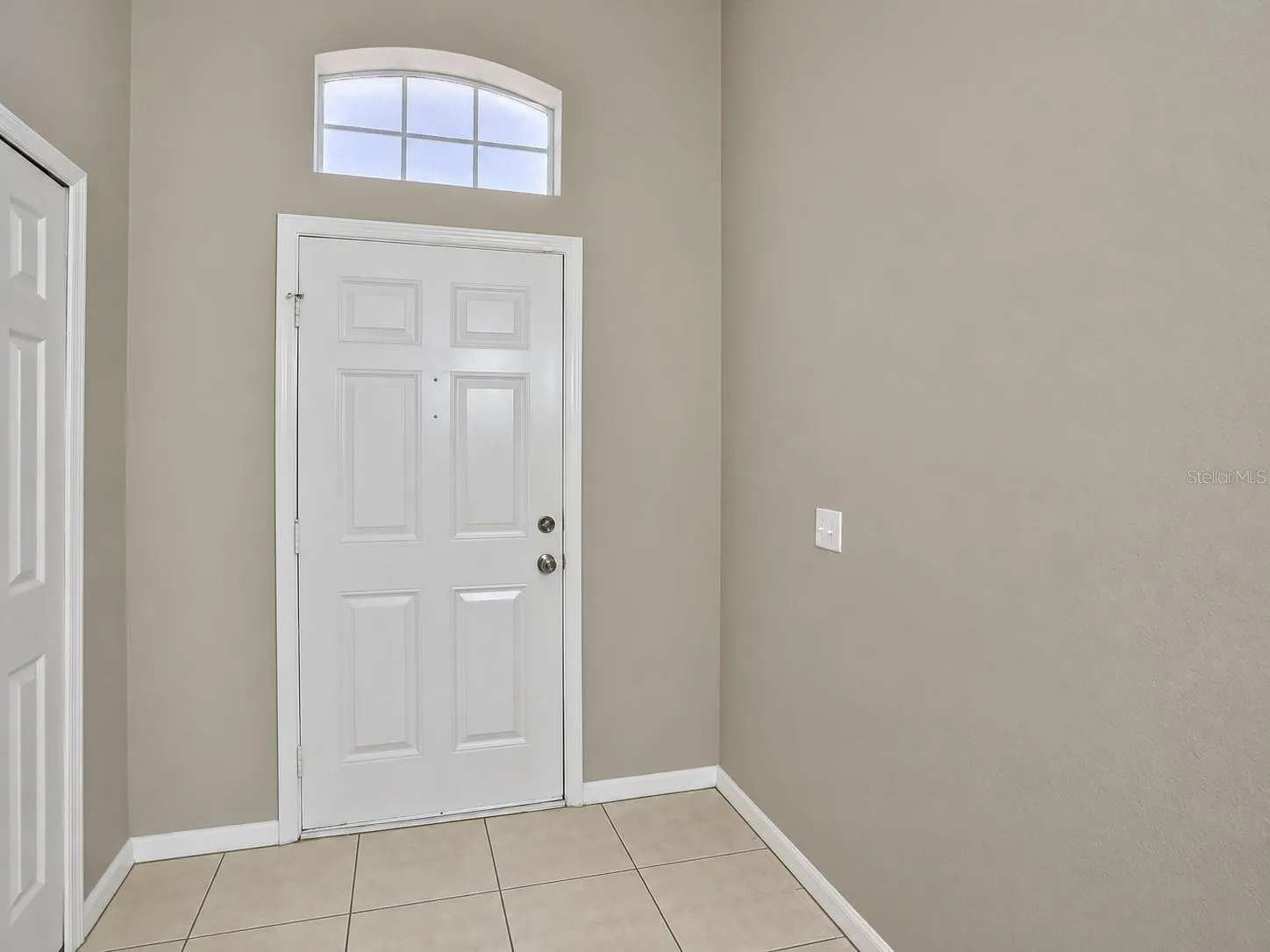 1502 ALHAMBRA CREST DR
