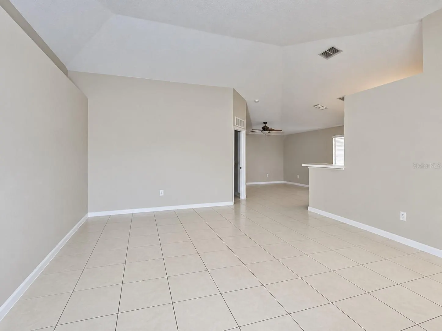 1502 ALHAMBRA CREST DR