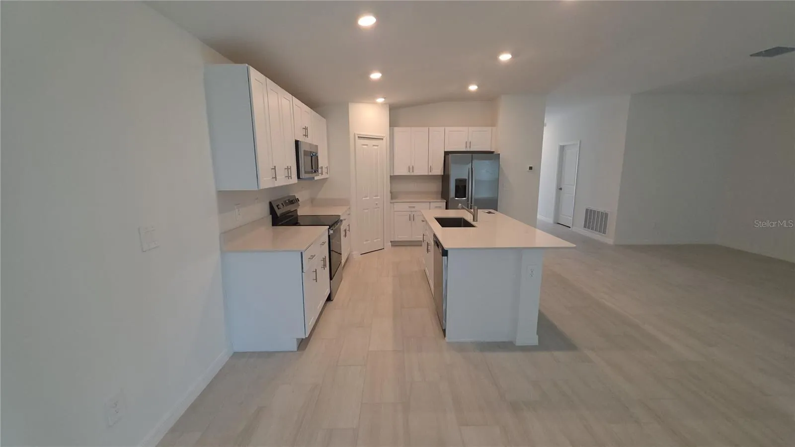6022 BLUE PALOMA CT