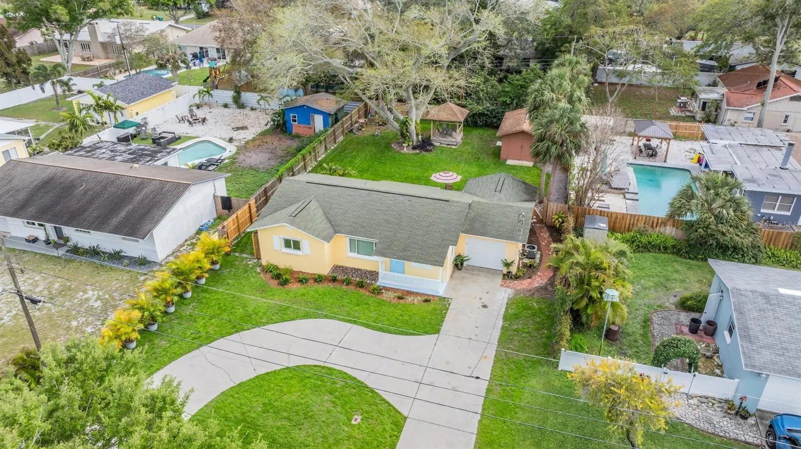 14704 SUNSET DR