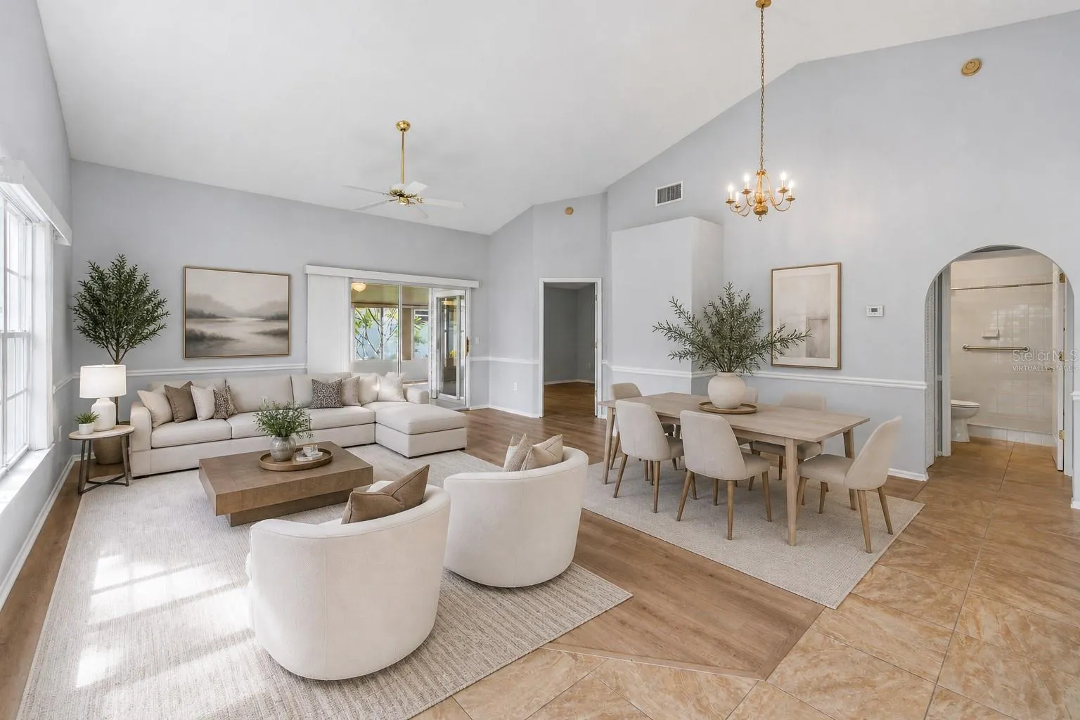 2366 BENTLEY DR