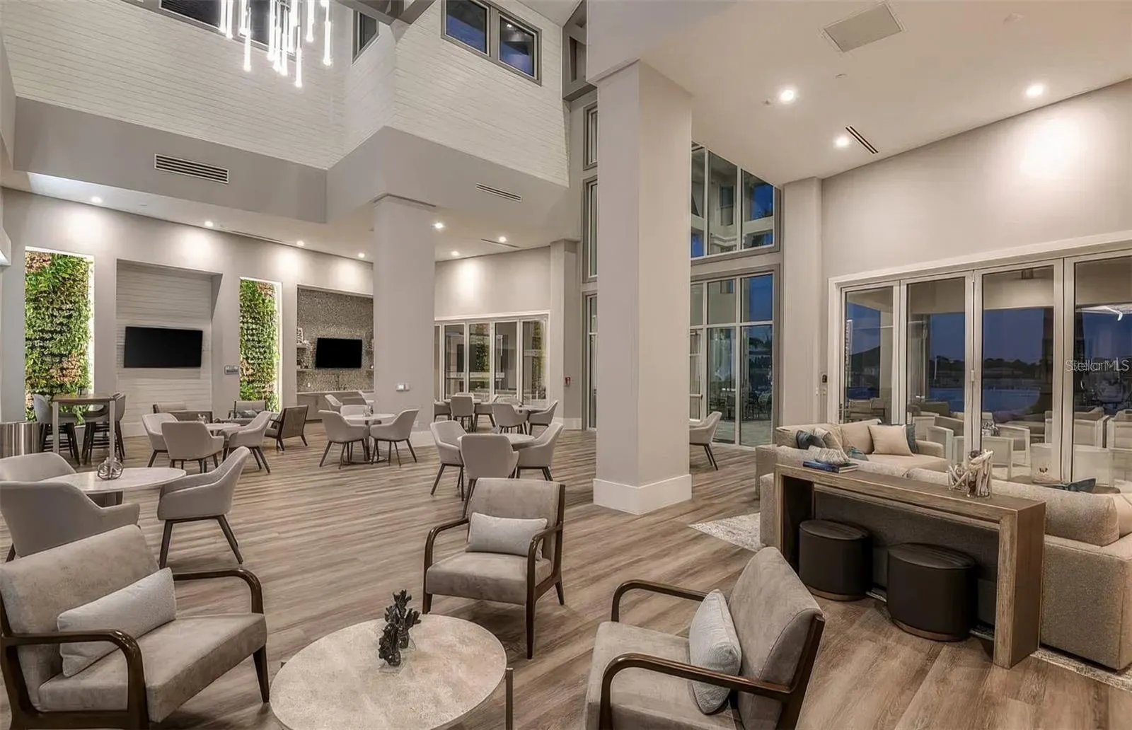 11353 OUTRIGGER PL