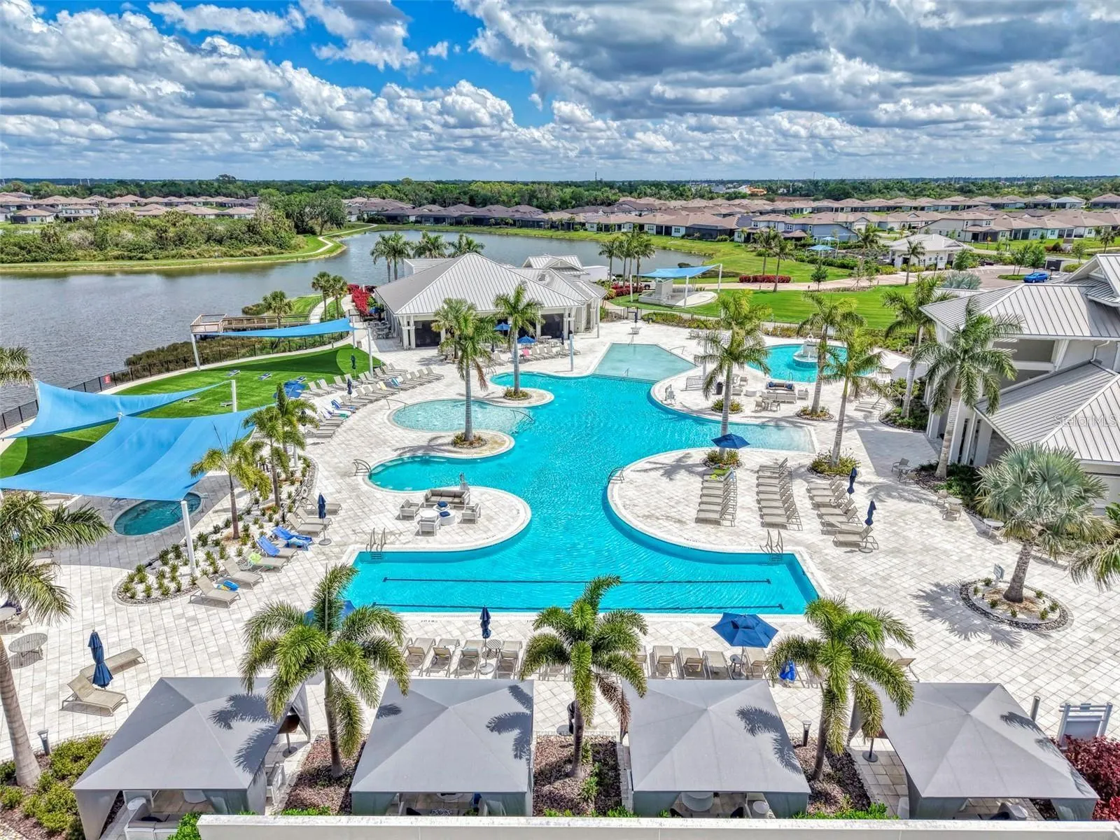 11353 OUTRIGGER PL