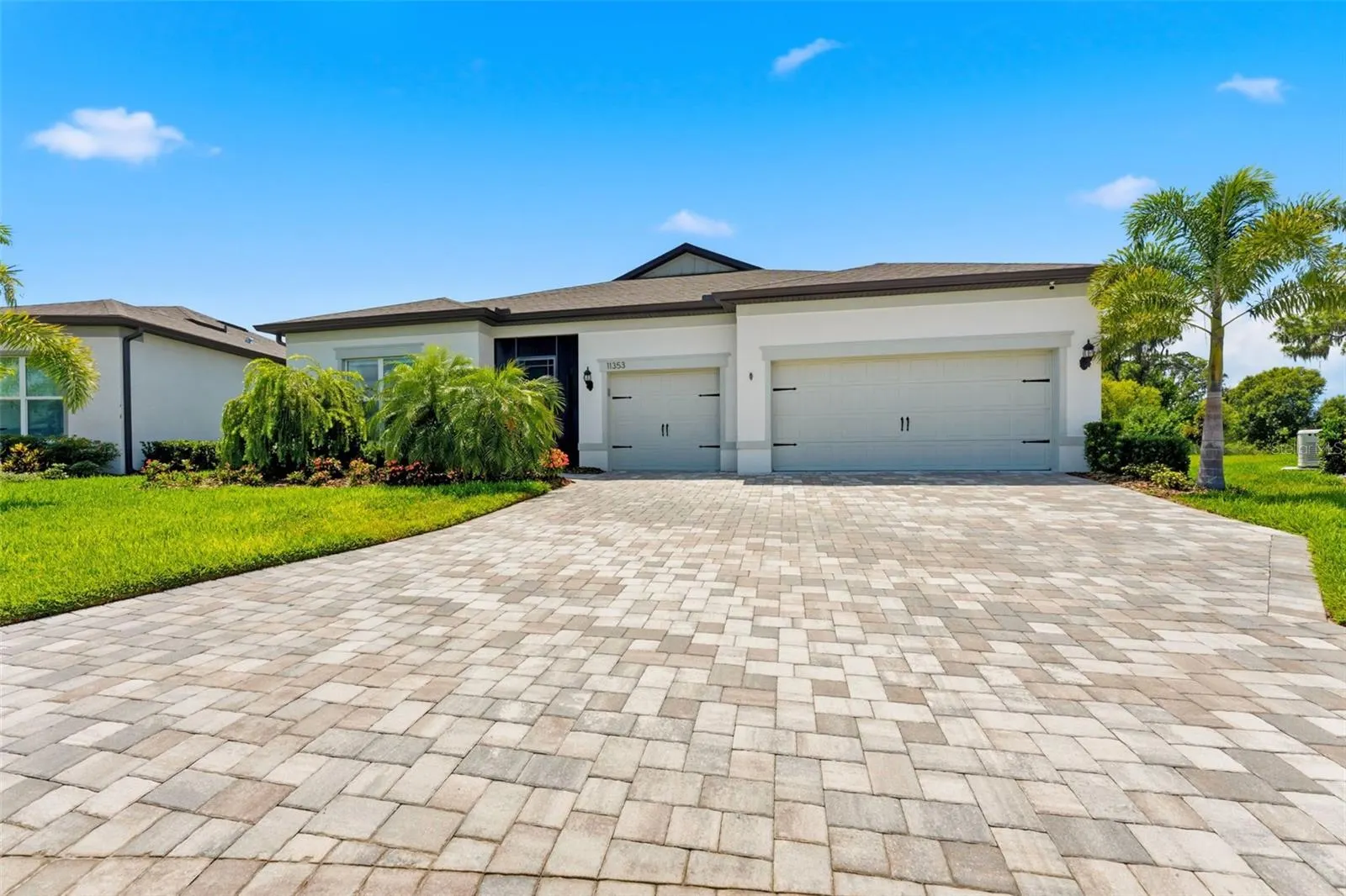 11353 OUTRIGGER PL
