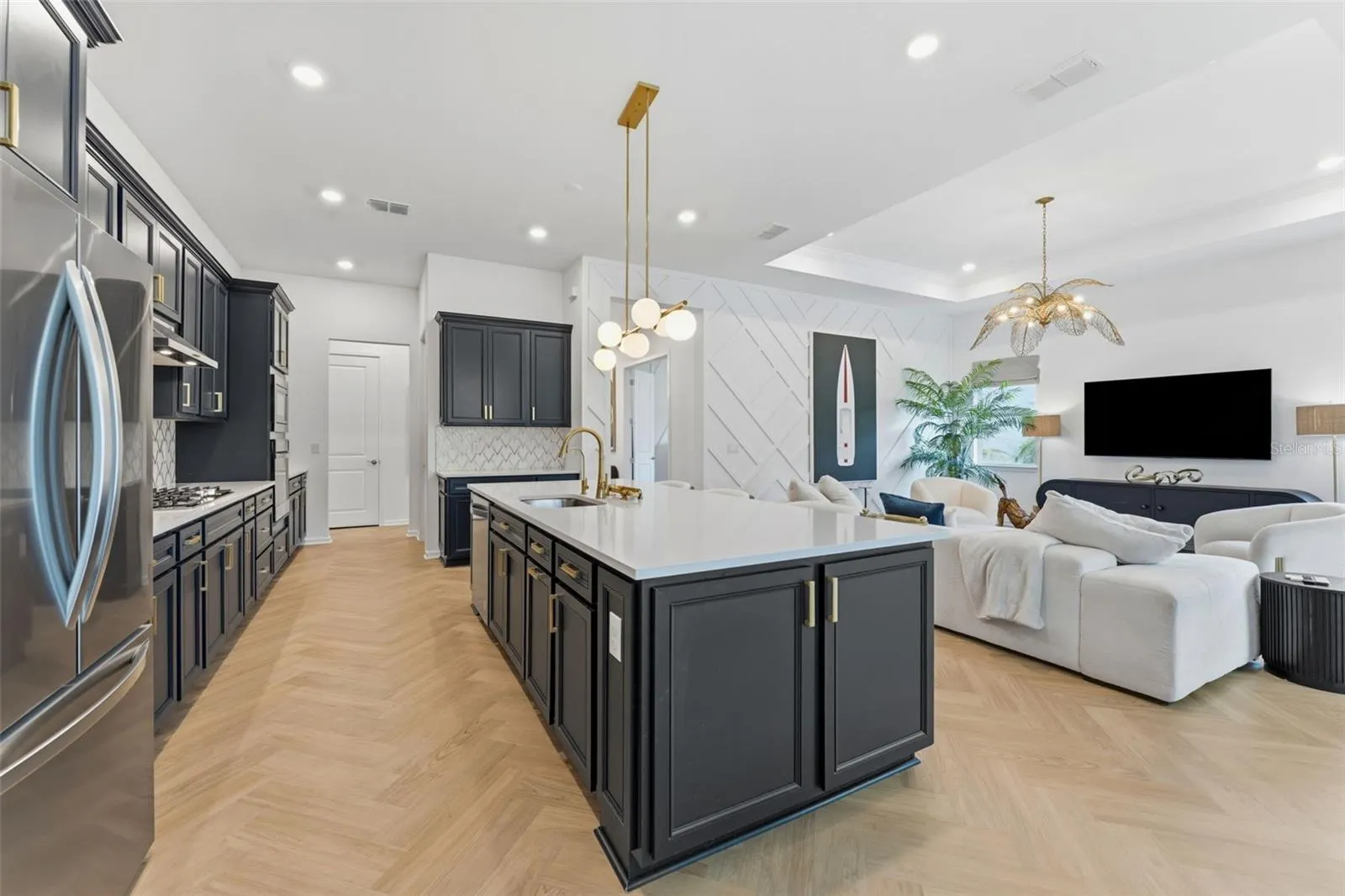 11353 OUTRIGGER PL