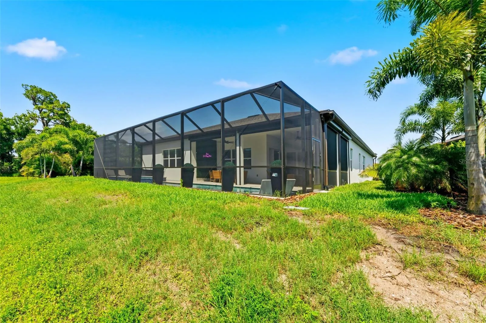11353 OUTRIGGER PL