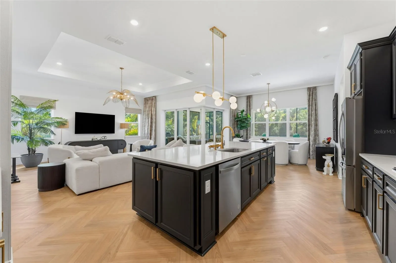 11353 OUTRIGGER PL