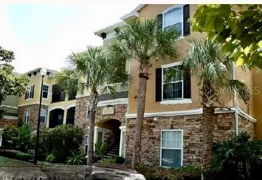 10023 COURTNEY PALMS BLVD #202 #202