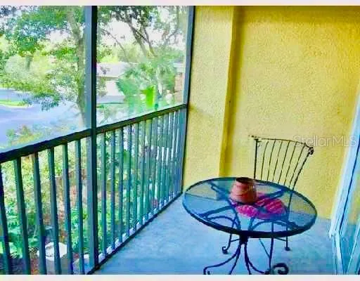 10023 COURTNEY PALMS BLVD #202 #202