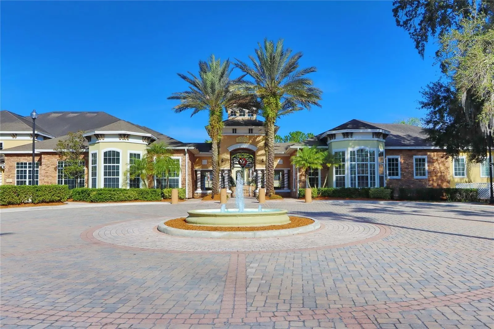 10023 COURTNEY PALMS BLVD #202 #202