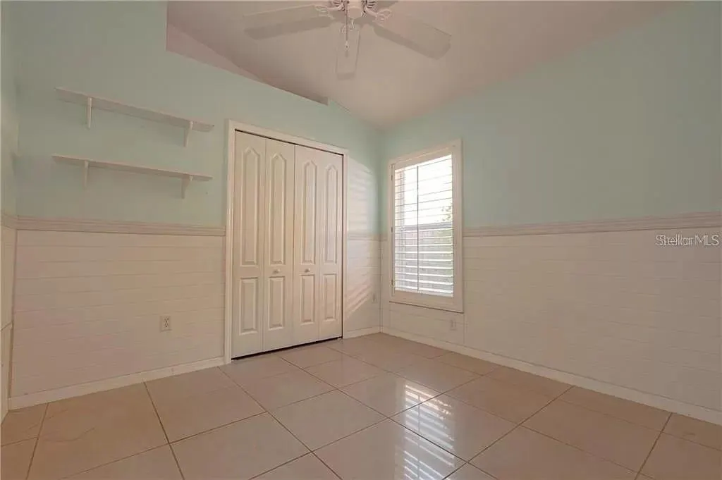 3904 IXORA CT