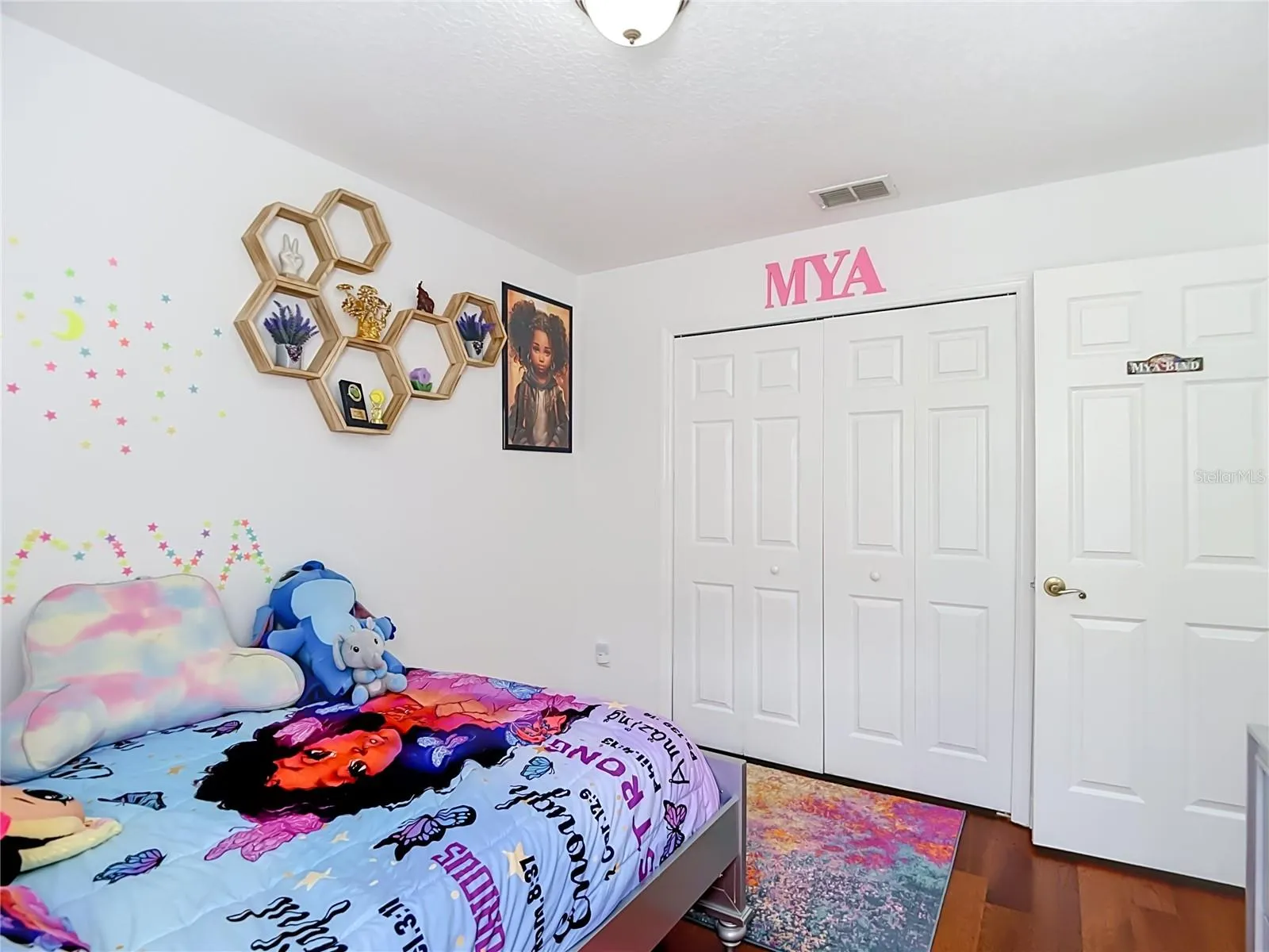 5533 TURTLE CROSSING LOOP