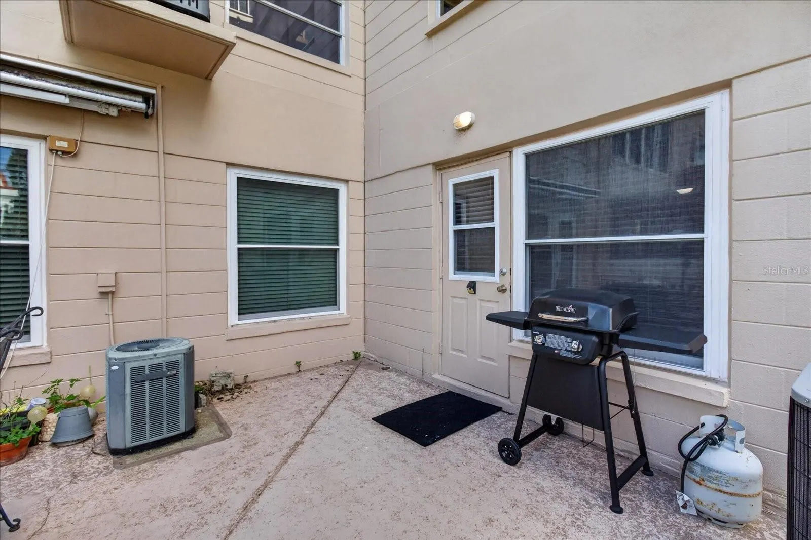 2435 SUMATRAN WAY #9 #9