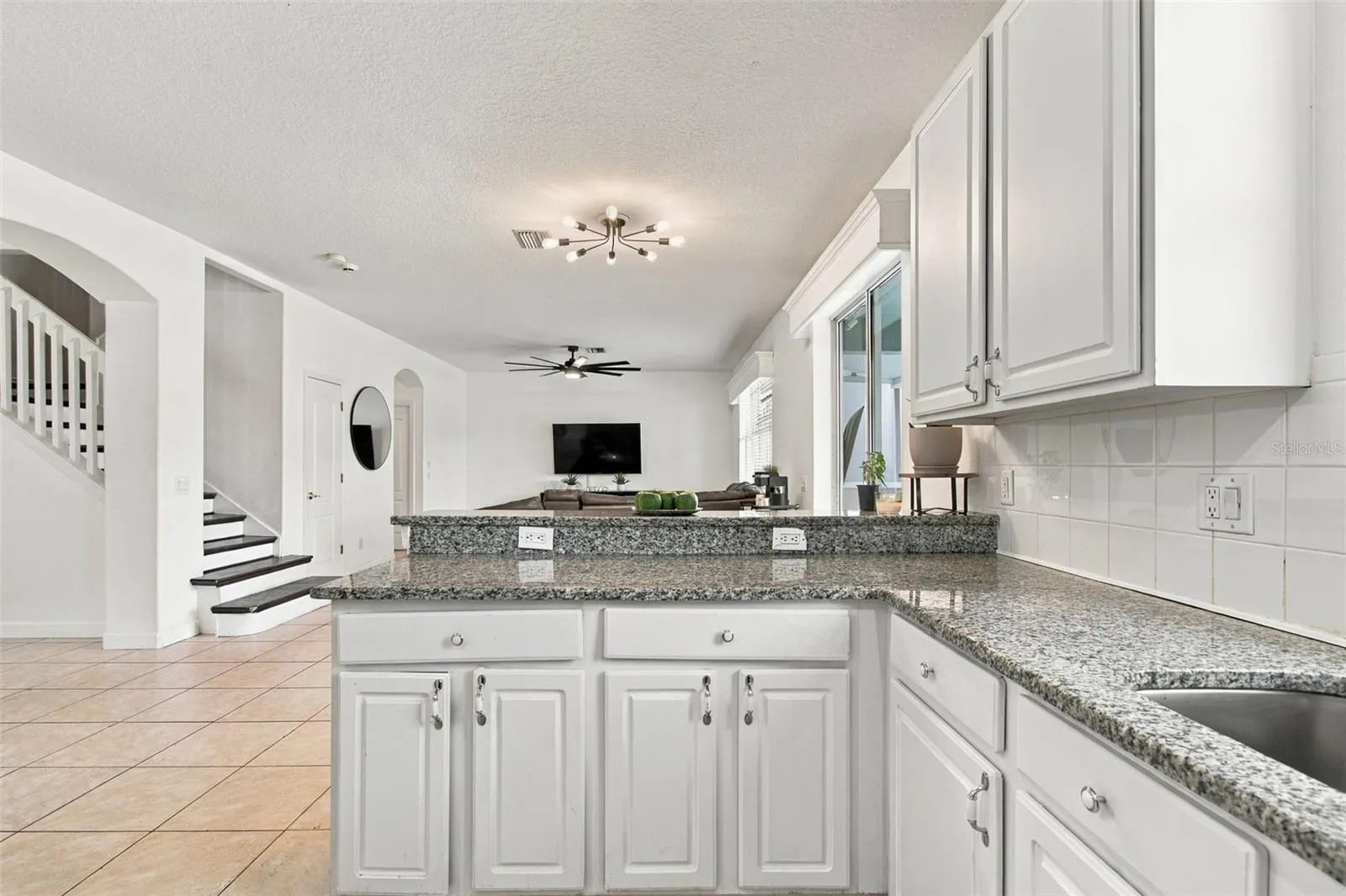 19025 FISHERMANS BEND DR