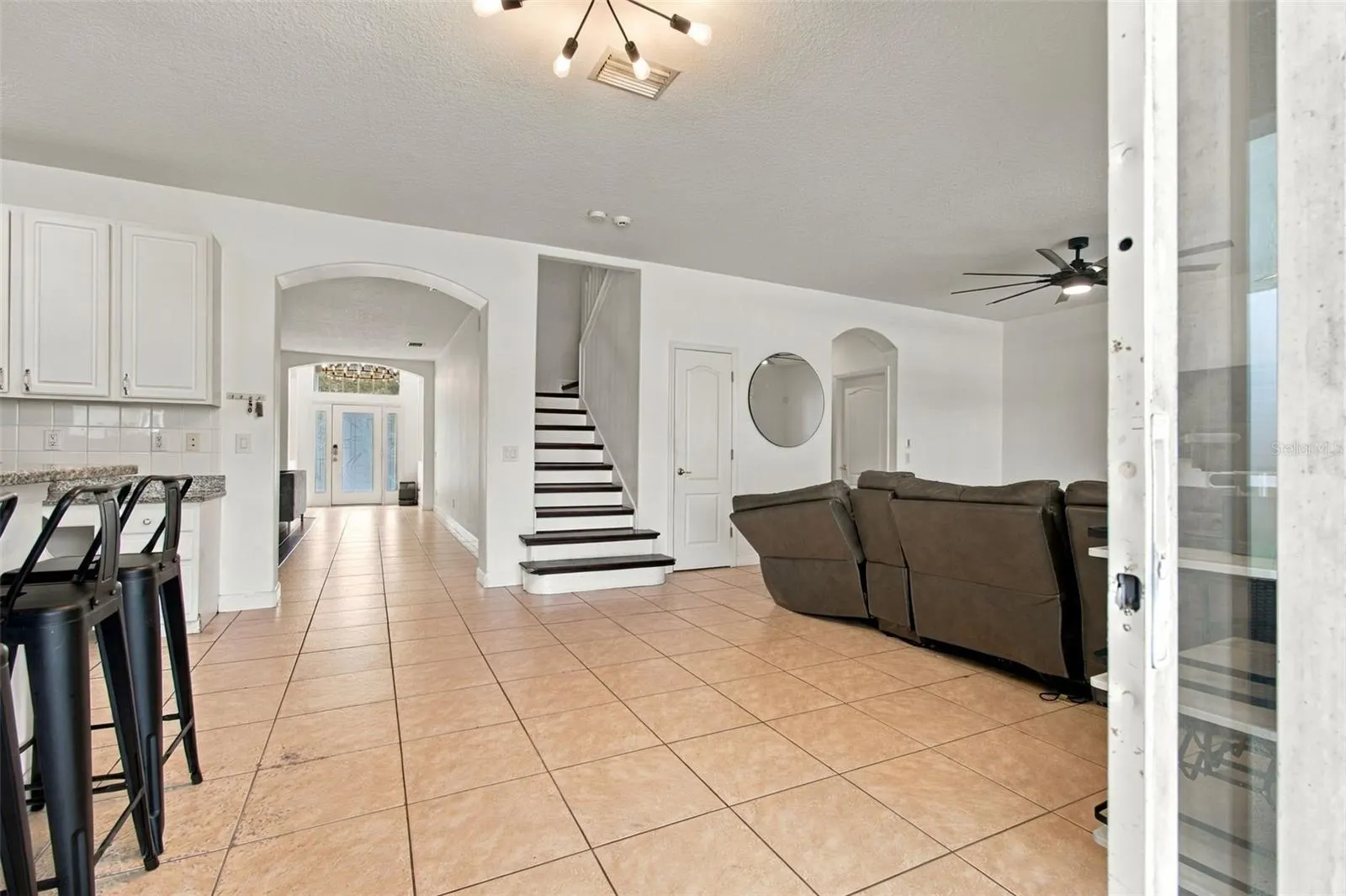 19025 FISHERMANS BEND DR