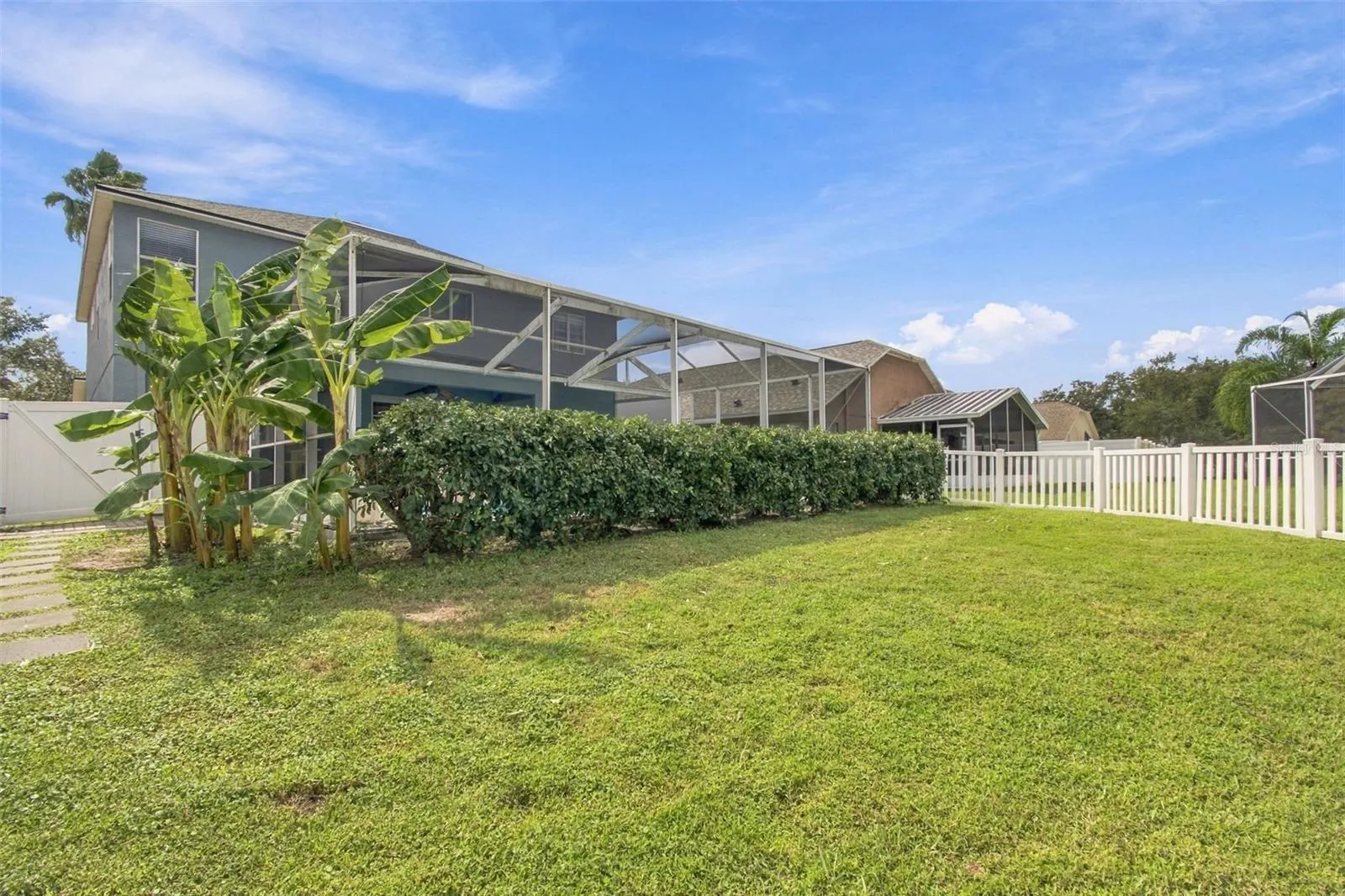 19025 FISHERMANS BEND DR