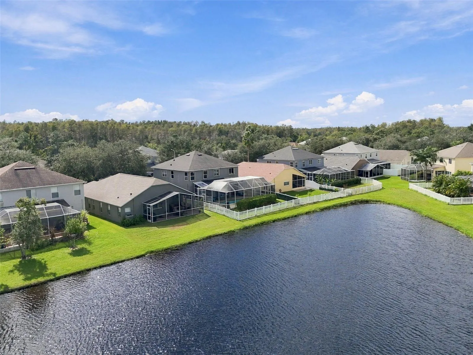 19025 FISHERMANS BEND DR