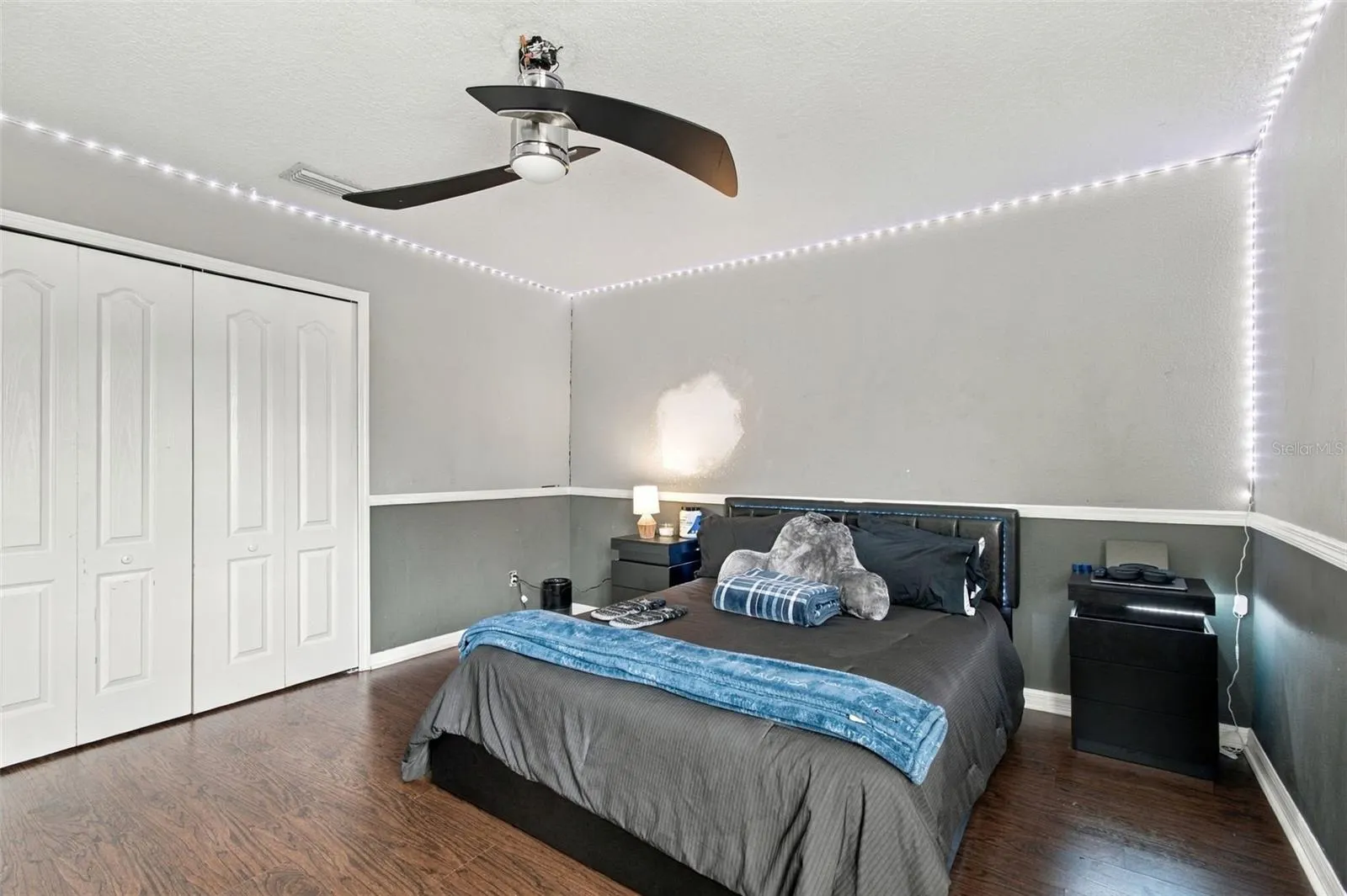 19025 FISHERMANS BEND DR