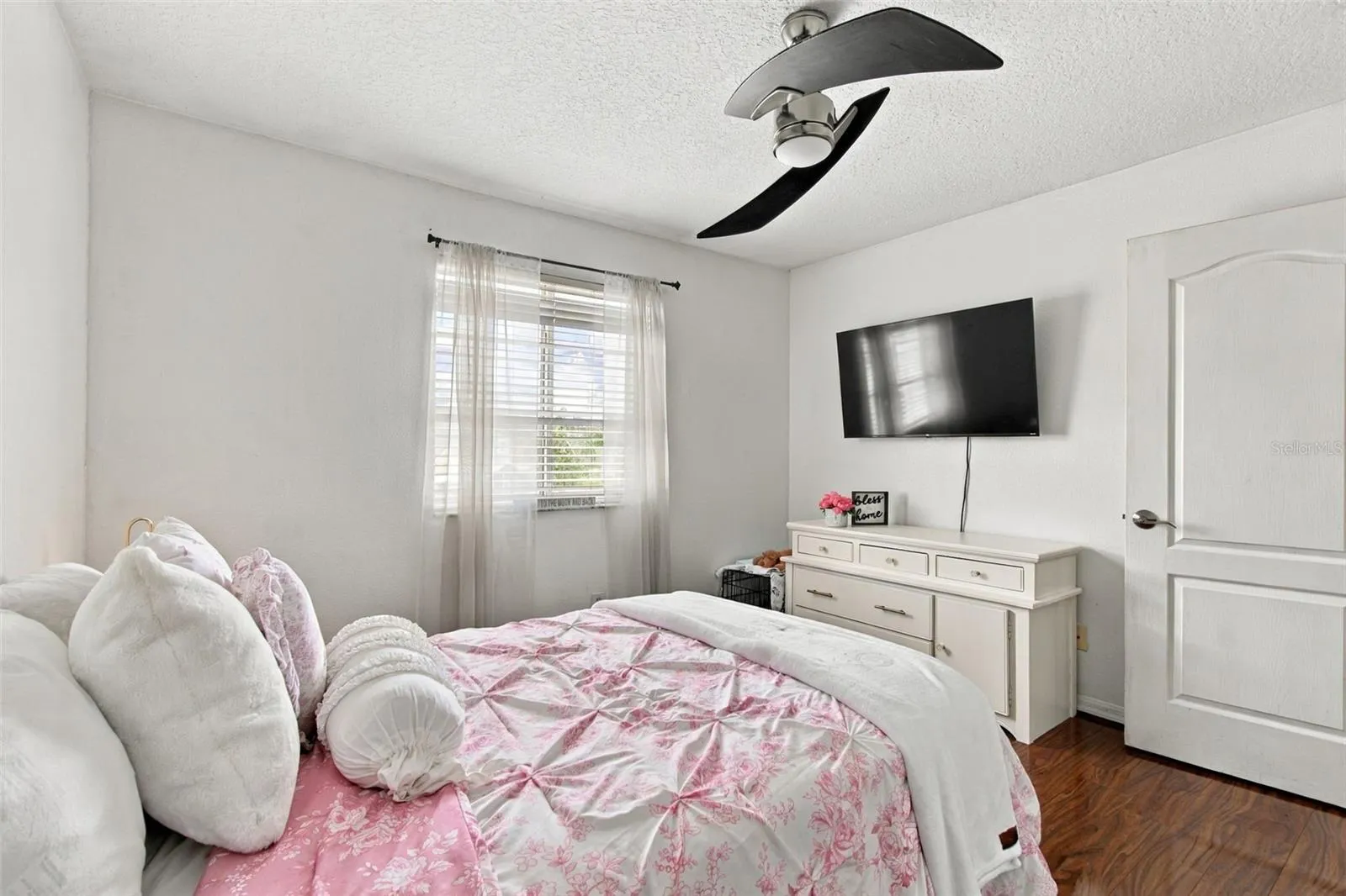 19025 FISHERMANS BEND DR