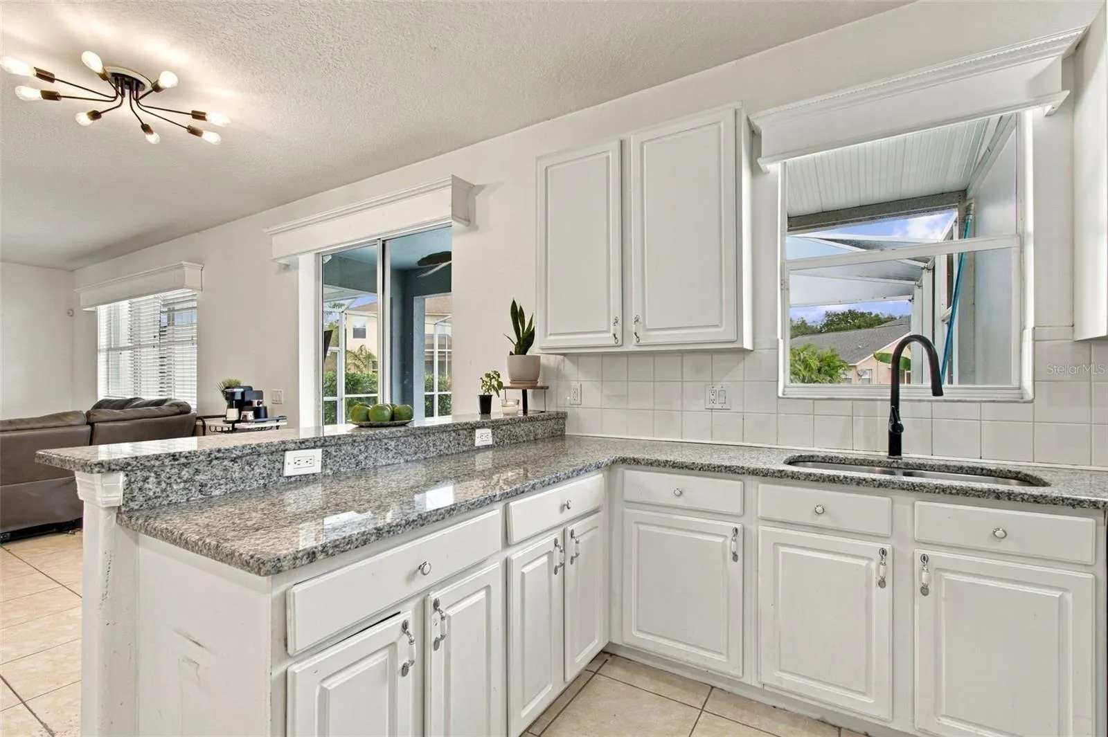 19025 FISHERMANS BEND DR