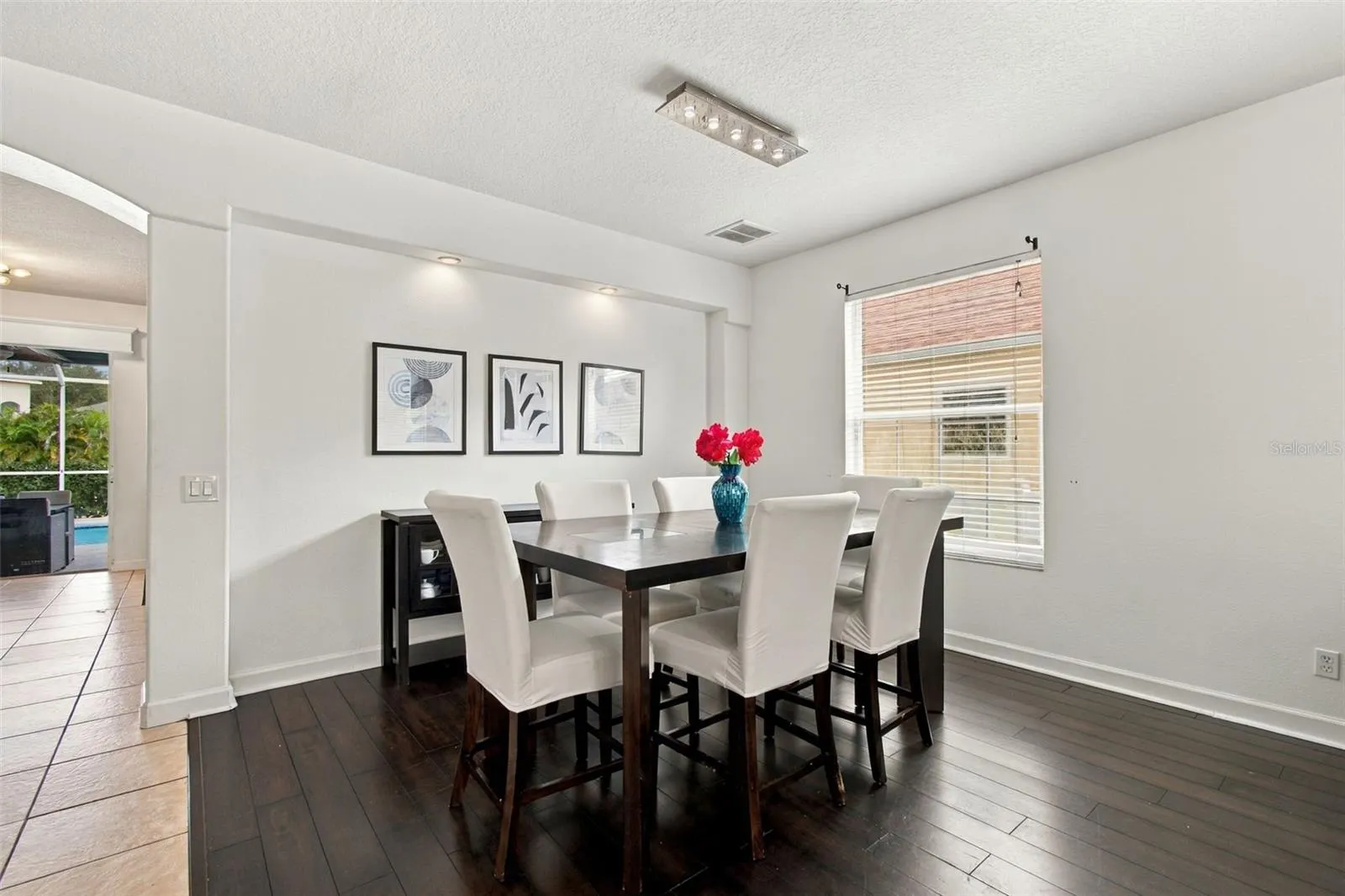 19025 FISHERMANS BEND DR