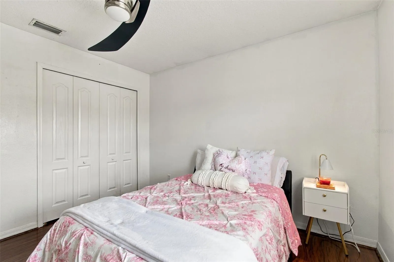 19025 FISHERMANS BEND DR