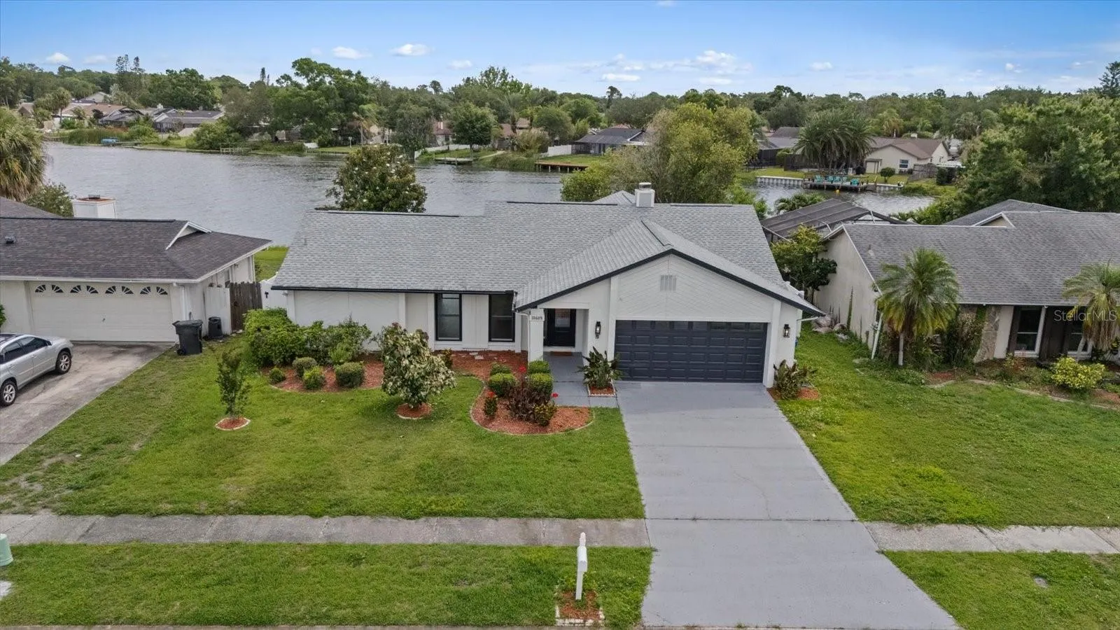 10609 OUT ISLAND DR