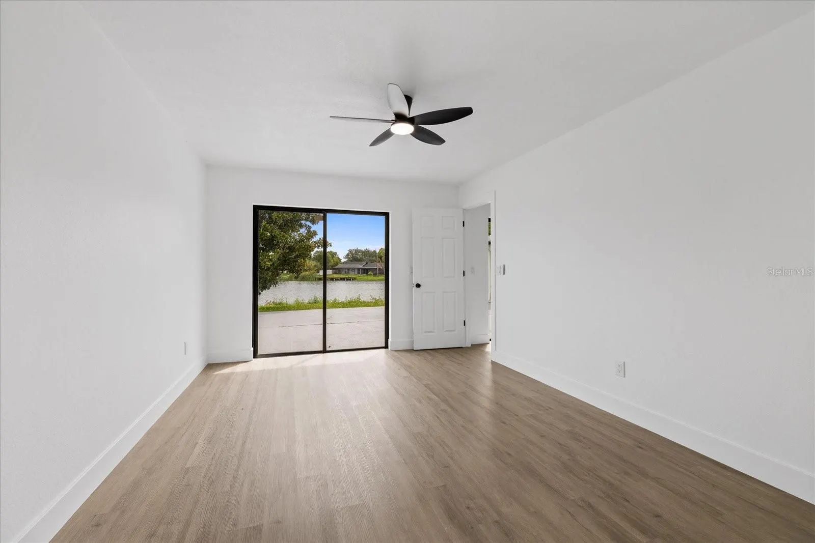 10609 OUT ISLAND DR