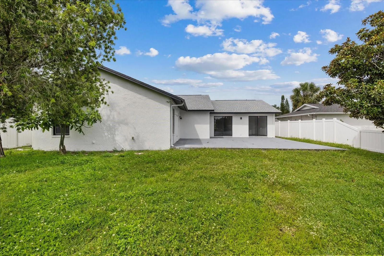 10609 OUT ISLAND DR