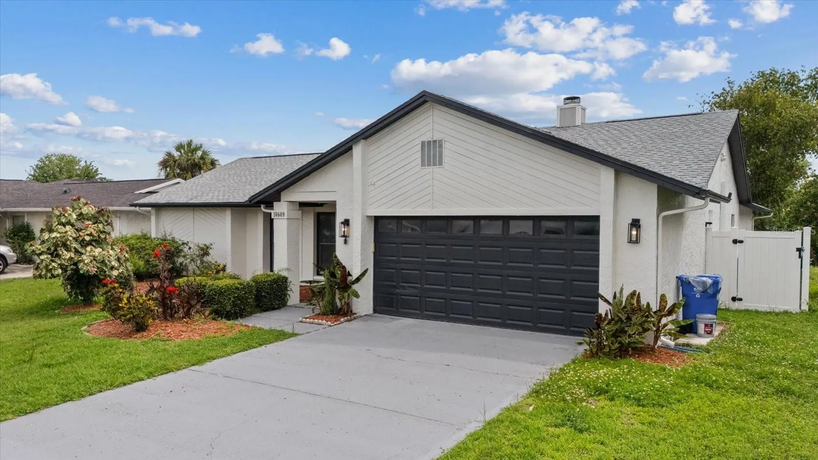 10609 OUT ISLAND DR