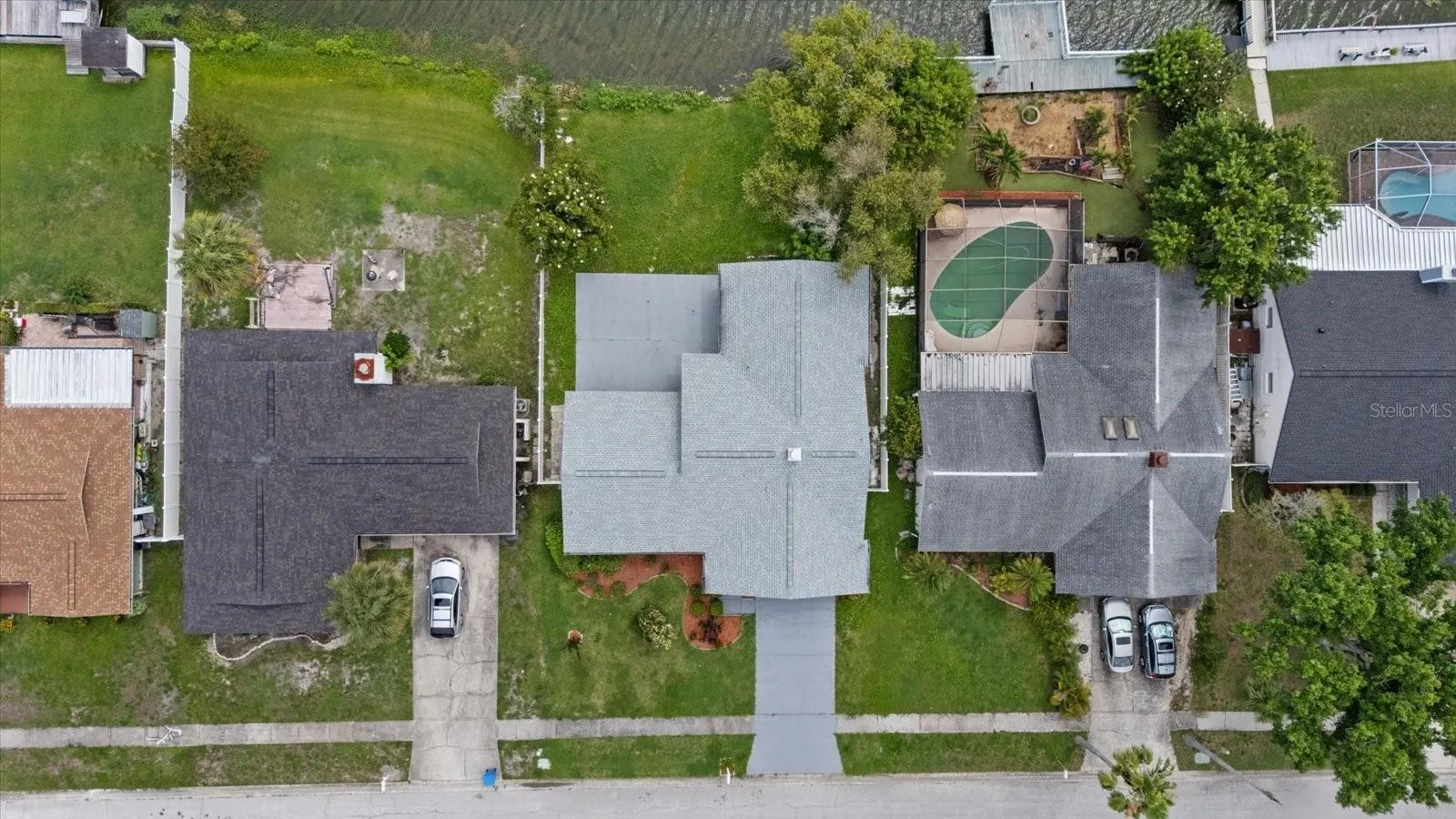 10609 OUT ISLAND DR