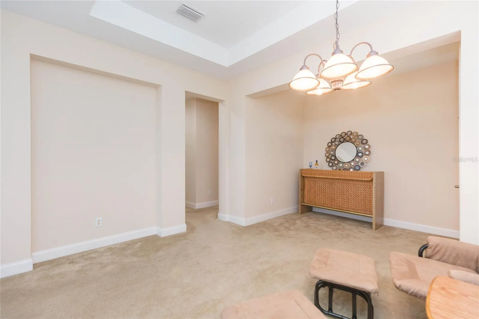 320 IBISVIEW LN