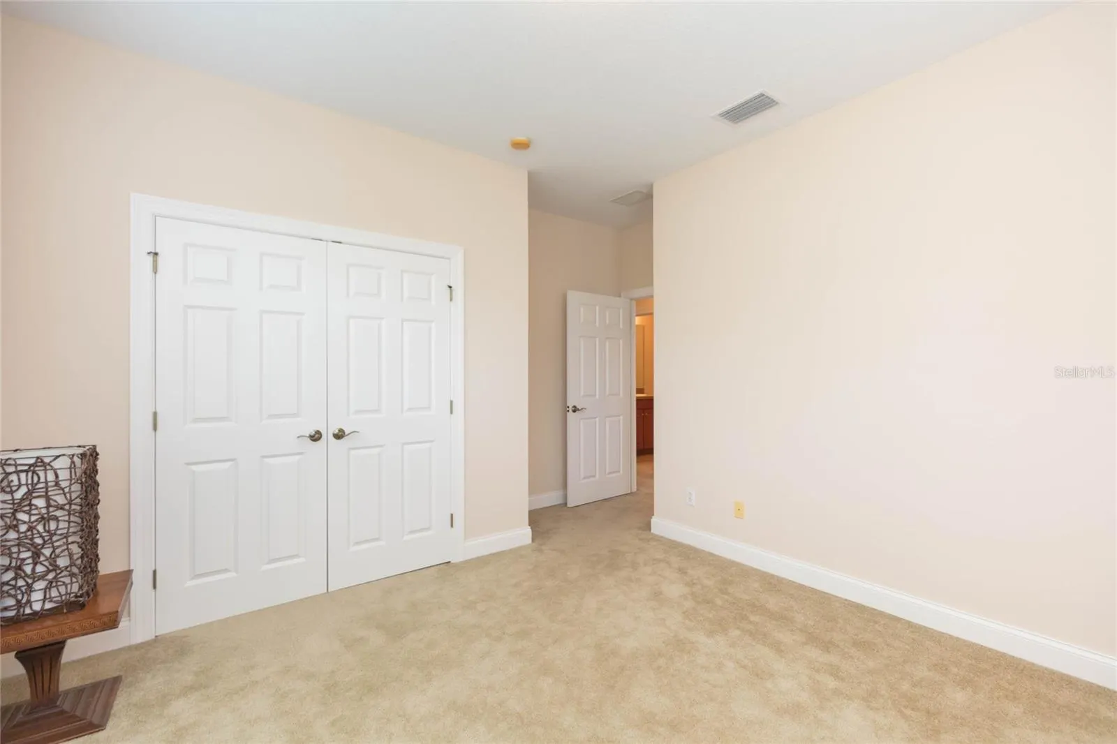 320 IBISVIEW LN