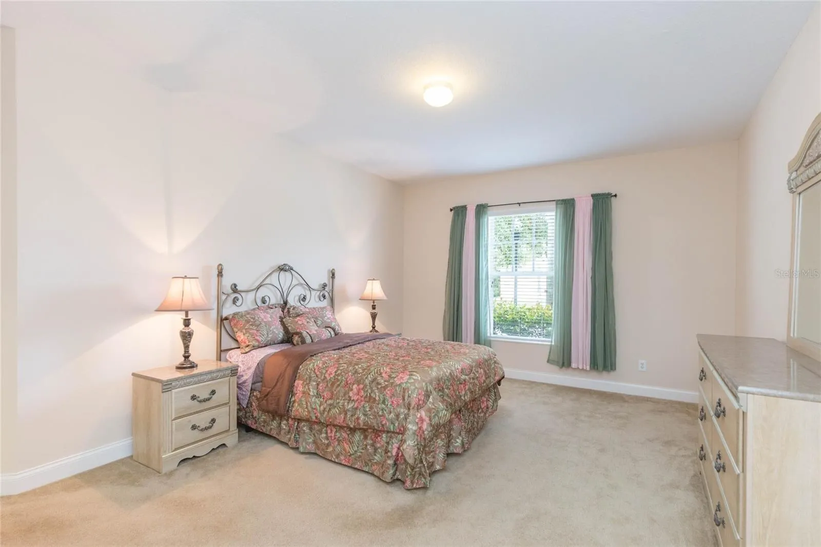 320 IBISVIEW LN