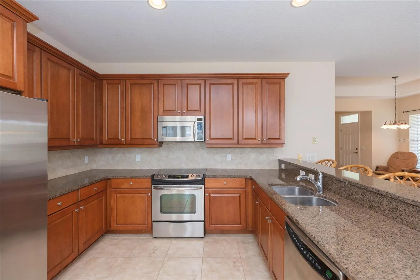 320 IBISVIEW LN