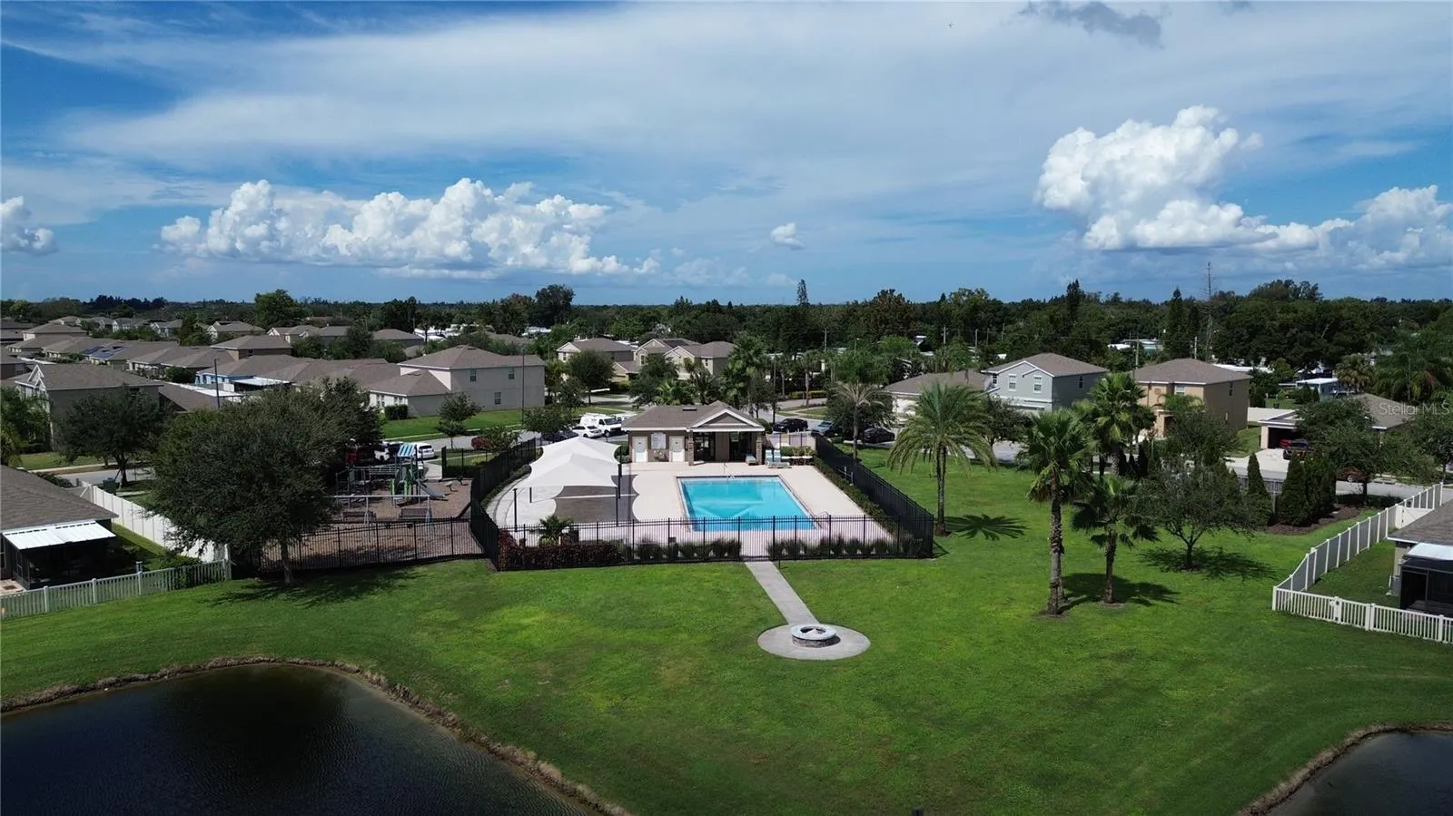 128 CASCADE BEND DR