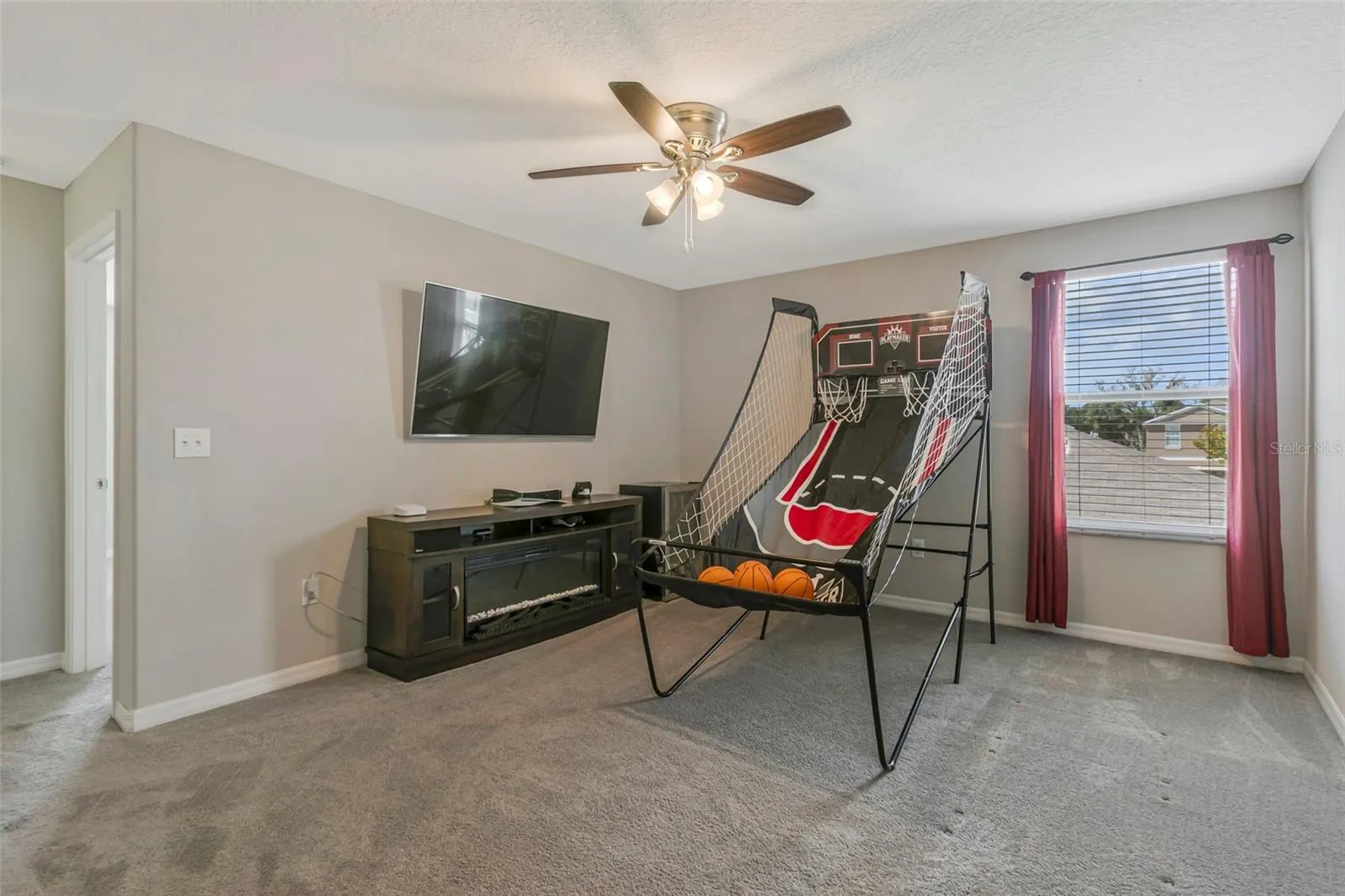 128 CASCADE BEND DR