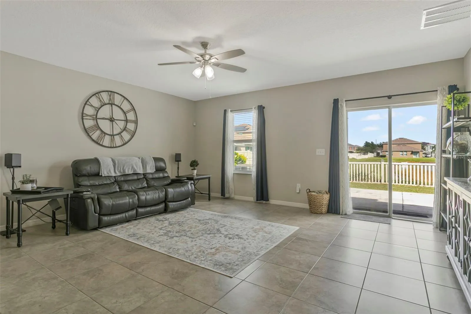 128 CASCADE BEND DR