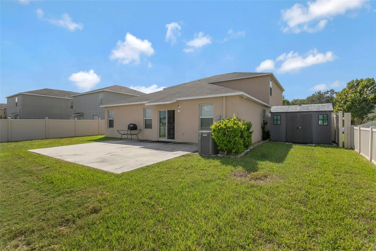 128 CASCADE BEND DR