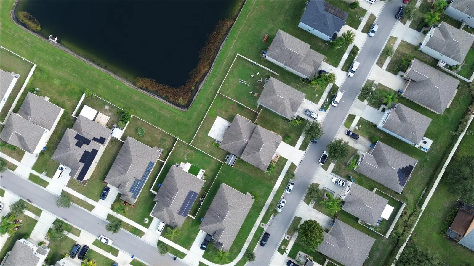 128 CASCADE BEND DR